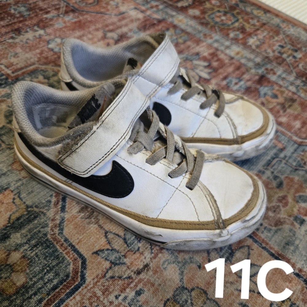 Nike toddler shoes